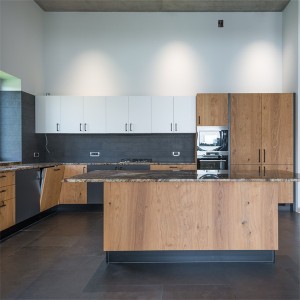 Customized Multifunctional Large Storage Solid Wood Kitchen Cabinet