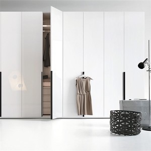Contemporary High Gloss Moisture Resistant Swing Door Wardrobe
